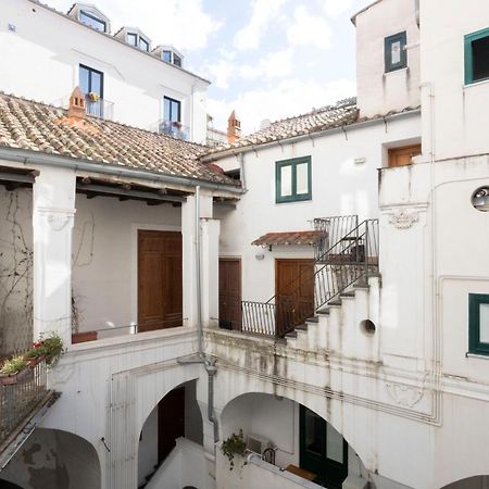 Apartamento Qu4Ttro I Domo House Salerno Exterior foto